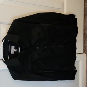 Women's black fitted button down, non iron, size 6